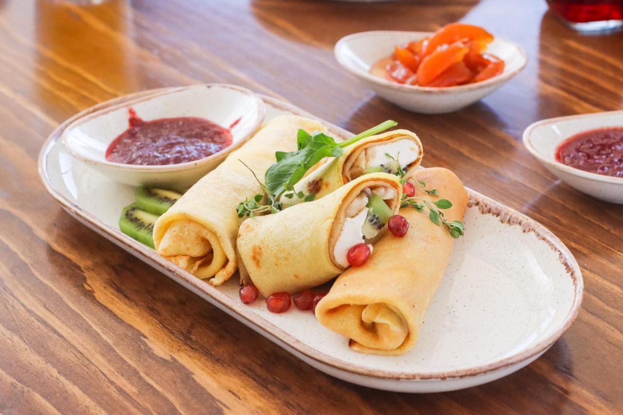 Olimp Hotel Bosteri Ngoại thất bức ảnh